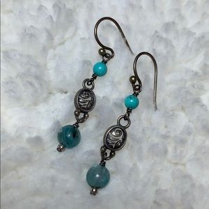 A simple, super pretty pair of boho earrings!